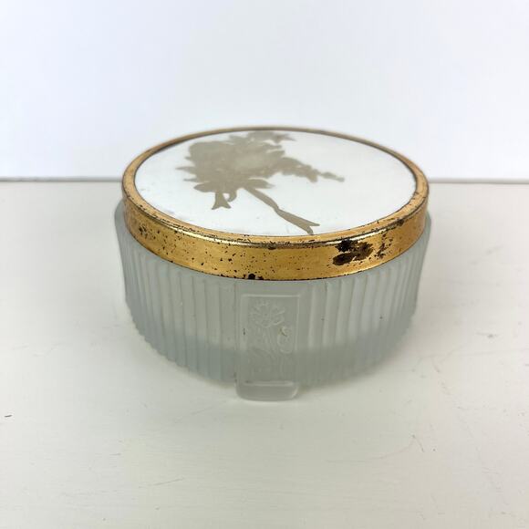 Vintage Ribbed Satin Glass Powder Vanity Jar Trinket Box - Picture 2 of 7